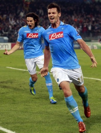 在绿茵场上 在绿茵场上