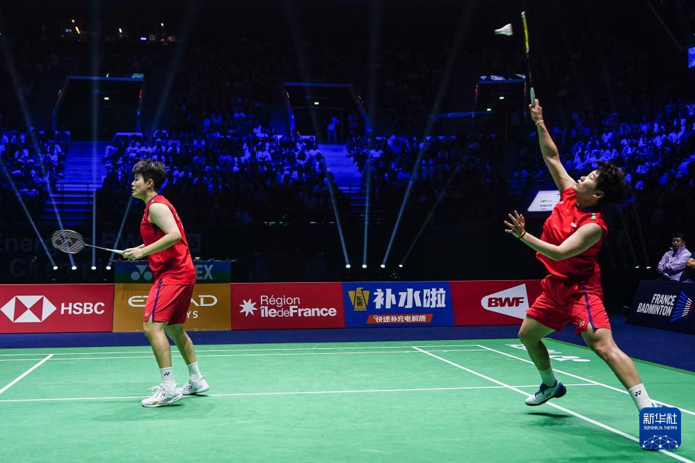 格列兹曼对 格列兹曼对