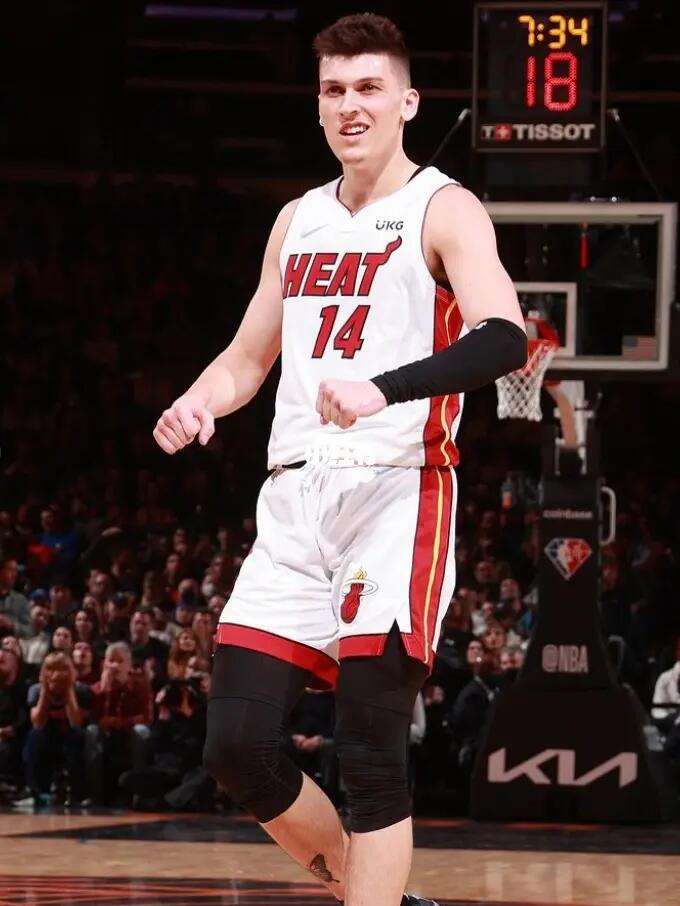 写一条快讯 写一条快讯